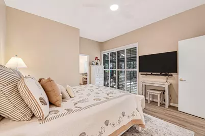 165 Sherwood Forest Drive, Delray Beach, FL 33445 - Photo 17