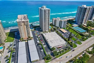 5420 N Ocean Dr, Singer Island, FL 33404 - Photo 35
