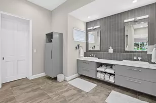 7037 SE Harbor Cir, Stuart, FL 34996 - Photo 35
