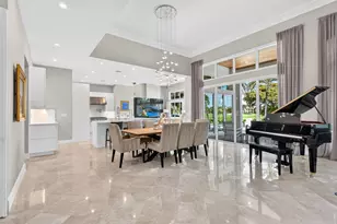 7037 SE Harbor Cir, Stuart, FL 34996 - Photo 11