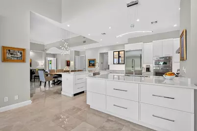 7037 SE Harbor Circle, Stuart, FL 34996 - Photo 15
