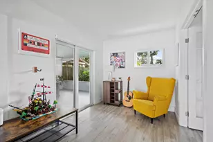 8980 NW 25th St, Sunrise, FL 33322 - Photo 13