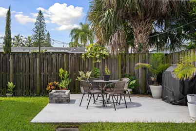 8980 NW 25th Street, Sunrise, FL 33322 - Photo 27