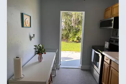 1481 NE 27th Street, Pompano Beach, FL 33064 - Photo 5