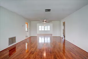 2198 SW 12th Ave, Boynton Beach, FL 33426 - Photo 5