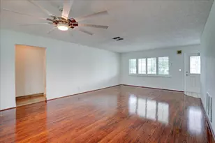 2198 SW 12th Ave, Boynton Beach, FL 33426 - Photo 9
