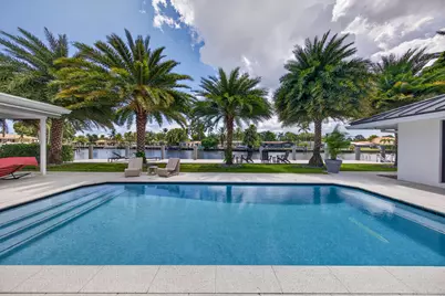 2118 NE 15th Terrace, Wilton Manors, FL 33305 - Photo 11
