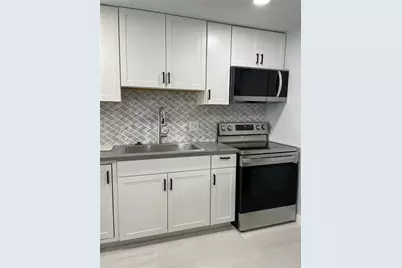 2322 S Cypress Bend Drive #210, Pompano Beach, FL 33069 - Photo 5