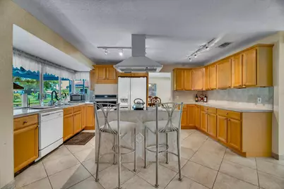1991 NW 81st Avenue, Coral Springs, FL 33071 - Photo 5