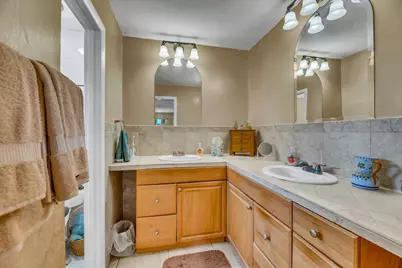 1991 NW 81st Avenue, Coral Springs, FL 33071 - Photo 11