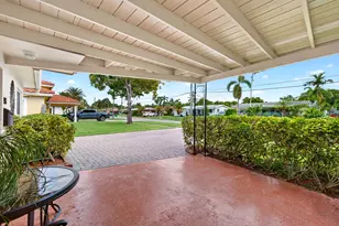 943 Nautilus Isle, Dania Beach, FL 33004 - Photo 5