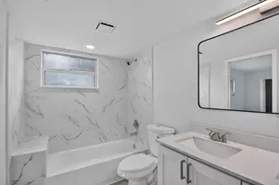 2802 Victoria Way, Coconut Creek, FL 33066 - Photo 9