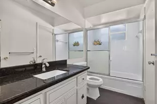 5181 W Oakland Park Blvd, Lauderdale Lakes, FL 33313 - Photo 9