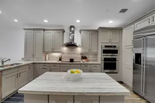 105 Isle of Venice Dr, Fort Lauderdale, FL 33301 - Photo 13