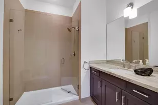 105 Isle of Venice Dr, Fort Lauderdale, FL 33301 - Photo 37
