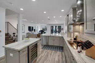 105 Isle of Venice Dr, Fort Lauderdale, FL 33301 - Photo 11