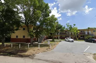 700 NW 10th Terrace, Fort Lauderdale, FL 33311 - Photo 1