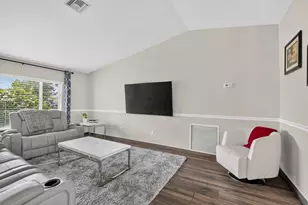 22606 SW 6th St, Boca Raton, FL 33433 - Photo 9