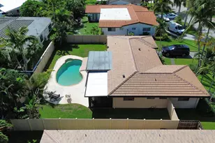 2630 NE 53rd Ct, Lighthouse Point, FL 33064 - Photo 3