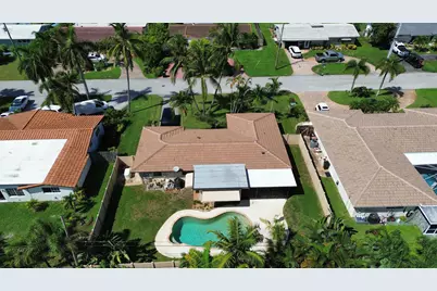 2630 NE 53rd Court, Lighthouse Point, FL 33064 - Photo 3