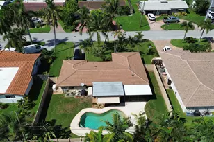 2630 NE 53rd Ct, Lighthouse Point, FL 33064 - Photo 3