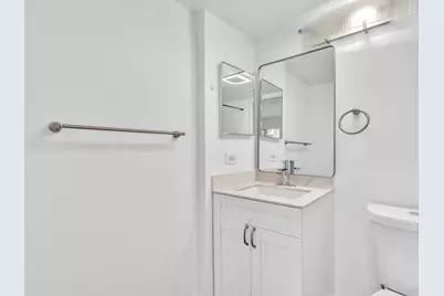 2433 Centergate Drive, Miramar, FL 33025 - Photo 23