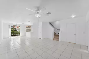 11031 Periwinkle Ln, Tamarac, FL 33321 - Photo 13