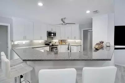 8552 Thousand Pines Circle, West Palm Beach, FL 33411 - Photo 5