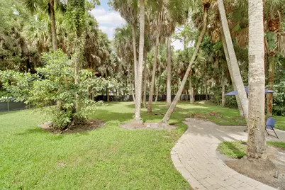 8552 Thousand Pines Circle, West Palm Beach, FL 33411 - Photo 41