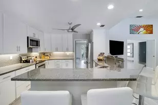 8552 Thousand Pines Cir, West Palm Beach, FL 33411 - Photo 9