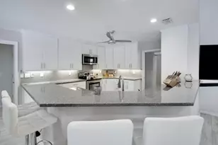 8552 Thousand Pines Cir, West Palm Beach, FL 33411 - Photo 7