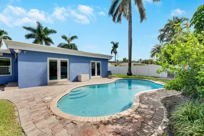 2210 NE 51st Street, Lighthouse Point, FL 33064 - Photo 17