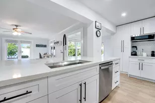 2210 NE 51st St, Lighthouse Point, FL 33064 - Photo 11