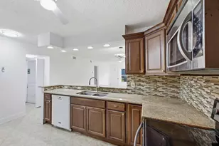 9160 Fairbanks Ln, Boca Raton, FL 33496 - Photo 13