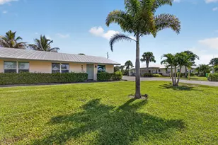 8697 SE Hobe Ridge Ave, Hobe Sound, FL 33455 - Photo 3