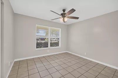 8697 SE Hobe Ridge Avenue, Hobe Sound, FL 33455 - Photo 9