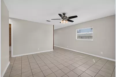8697 SE Hobe Ridge Avenue, Hobe Sound, FL 33455 - Photo 5