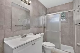 7571 La Salle Blvd, Miramar, FL 33023 - Photo 23