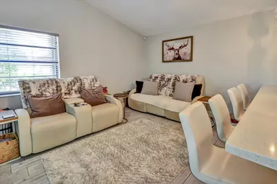 7007 NW 40th Place, Coral Springs, FL 33065 - Photo 15