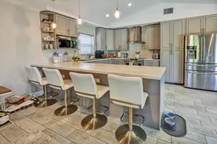 7007 NW 40th Pl, Coral Springs, FL 33065 - Photo 15