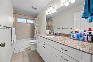 571 NE Town Terrace, Jensen Beach, FL 34957 - Photo 23