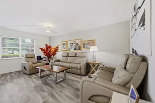 1025 Ventnor H E, Deerfield Beach, FL 33442 - Photo 7