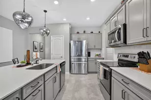4416 Appleton Cir E, Oakland Park, FL 33309 - Photo 9