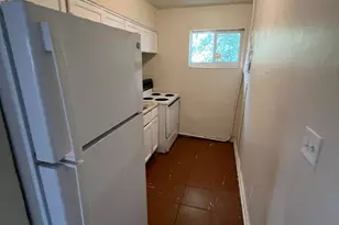 800 NW 11th Ave, Fort Lauderdale, FL 33311 - Photo 9