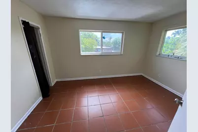 800 NW 11th Avenue #5, Fort Lauderdale, FL 33311 - Photo 11