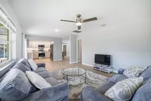 28 SE 8th Ave, Deerfield Beach, FL 33441 - Photo 3