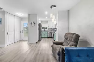 2883 Crosley Dr W, West Palm Beach, FL 33415 - Photo 11