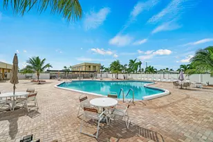 2883 Crosley Dr W, West Palm Beach, FL 33415 - Photo 31