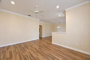 545 NW Portofino Ln, Port Saint Lucie, FL 34986 - Photo 9