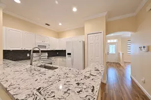 545 NW Portofino Ln, Port Saint Lucie, FL 34986 - Photo 11